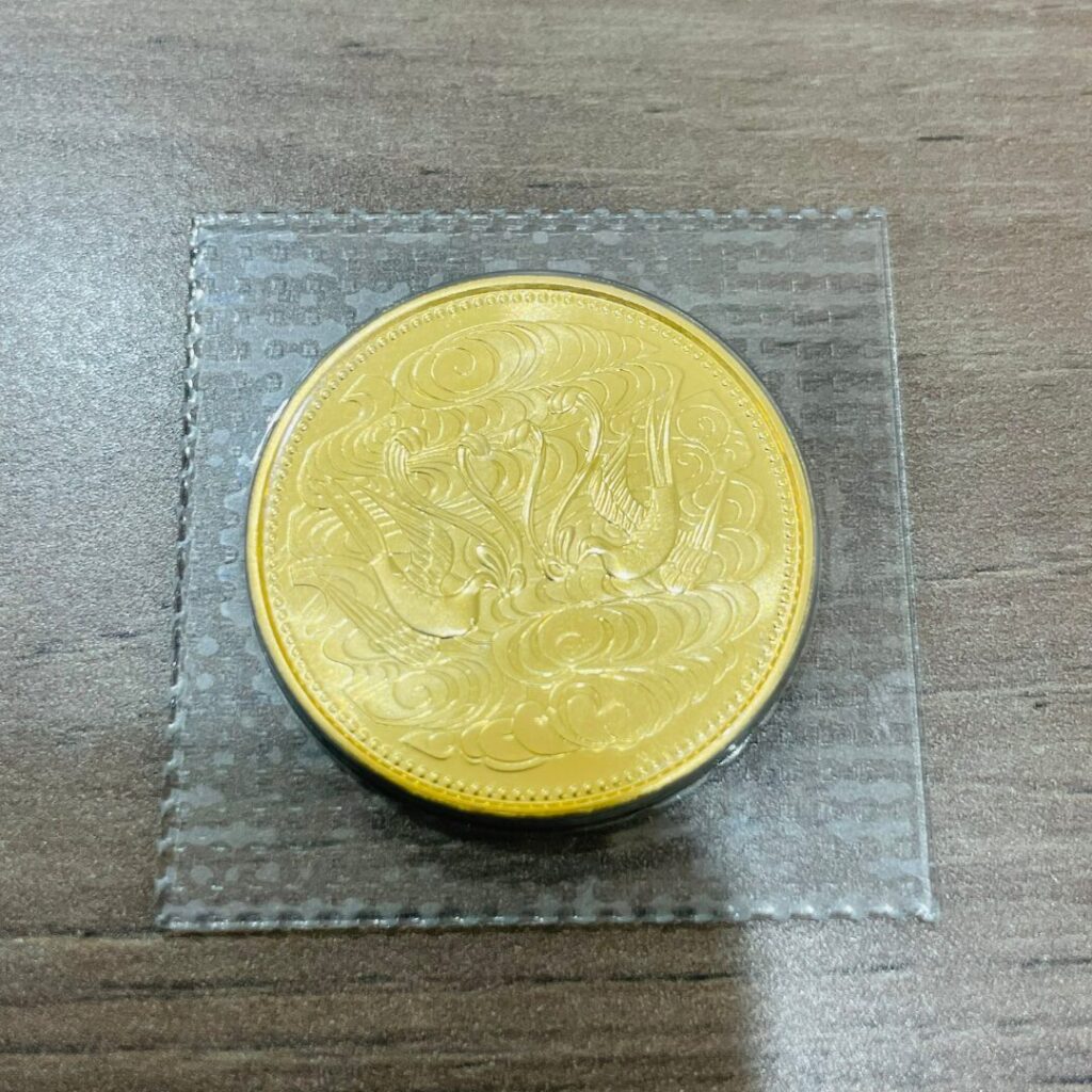 御在位10万円金貨の画像
