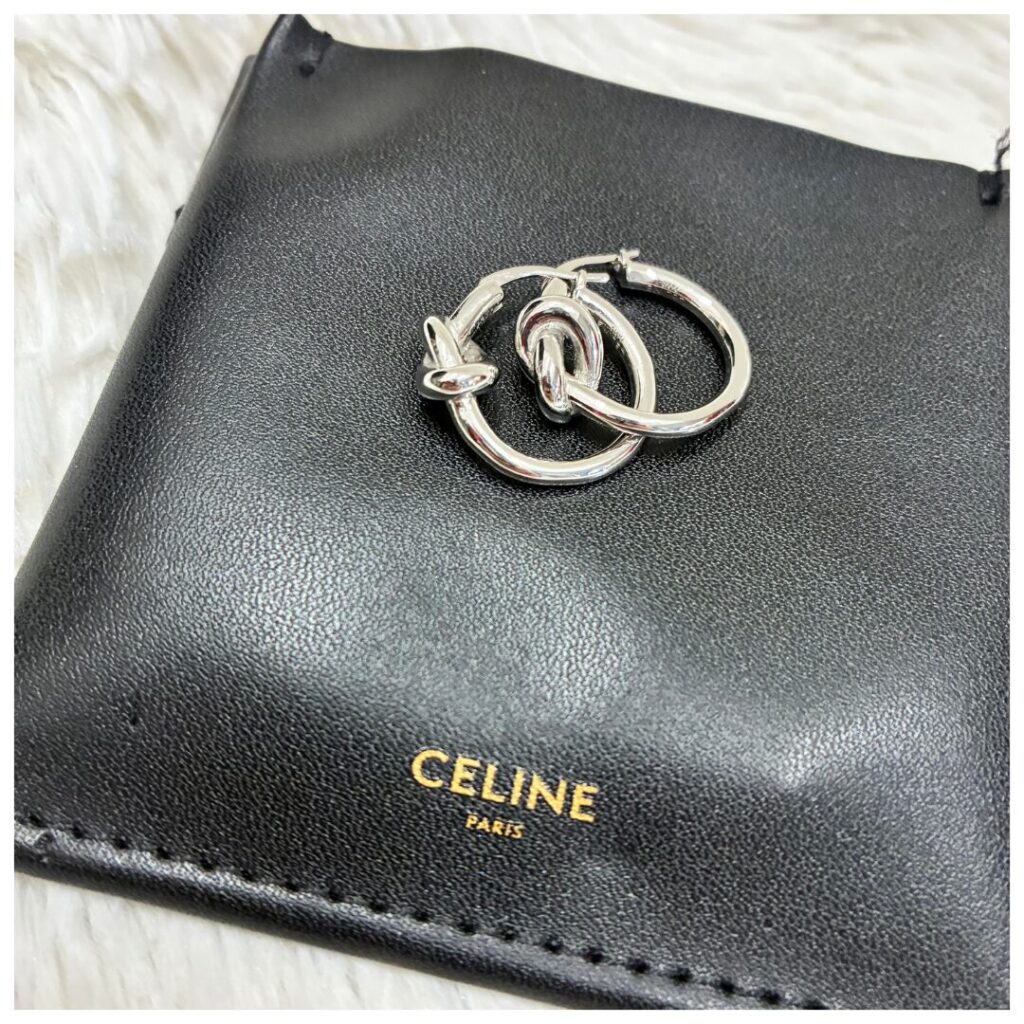 セリーヌのピアスの画像