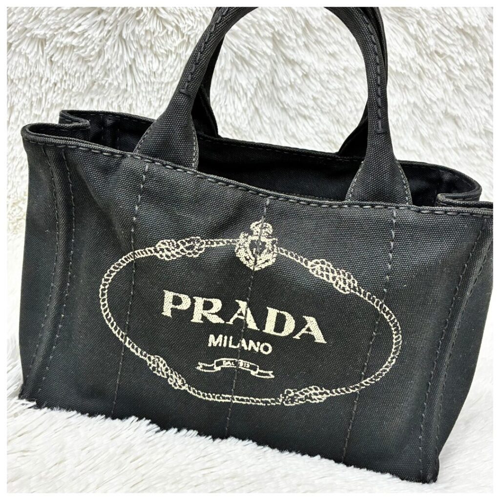 プラダのバックの画像