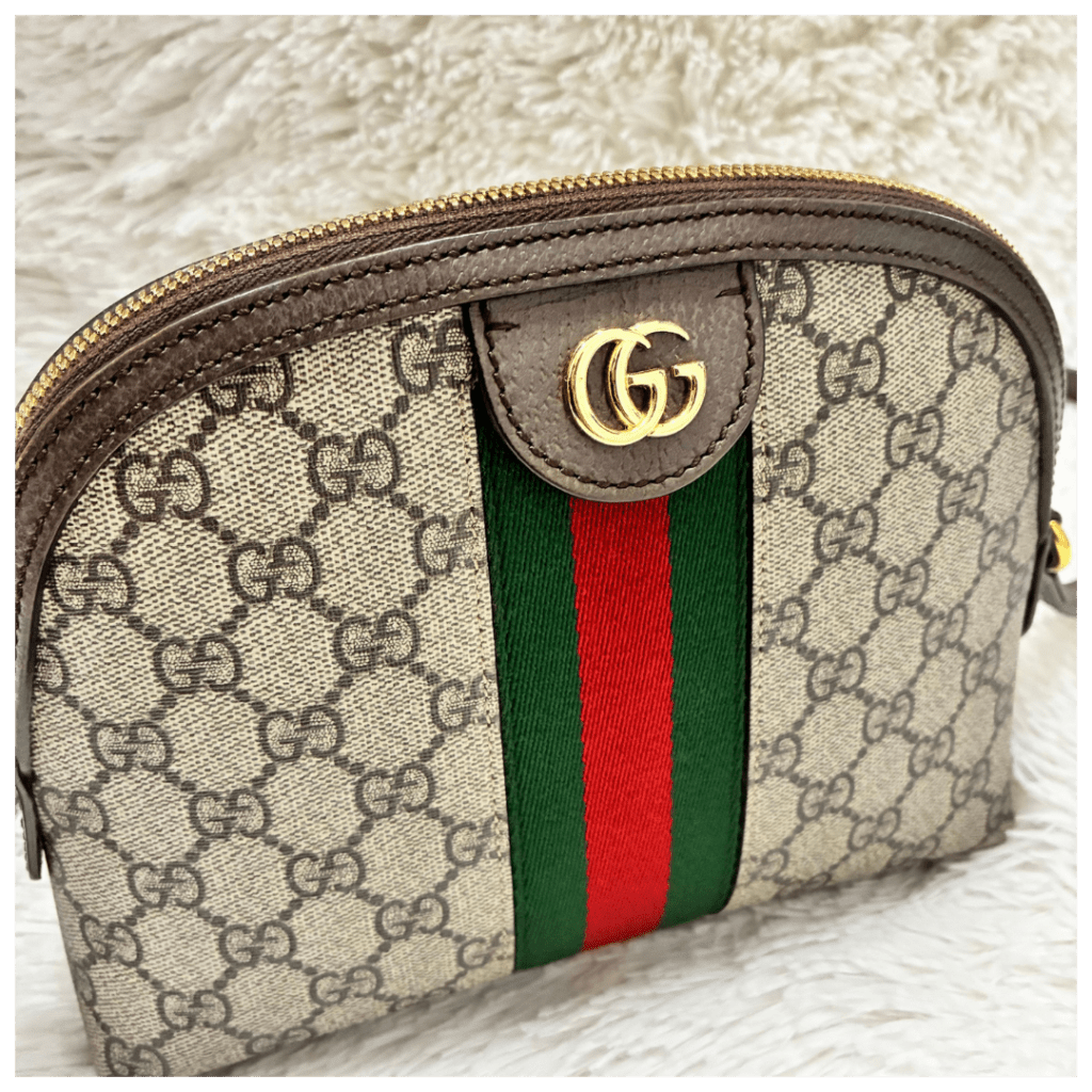 グッチのショルダーバッグの画像